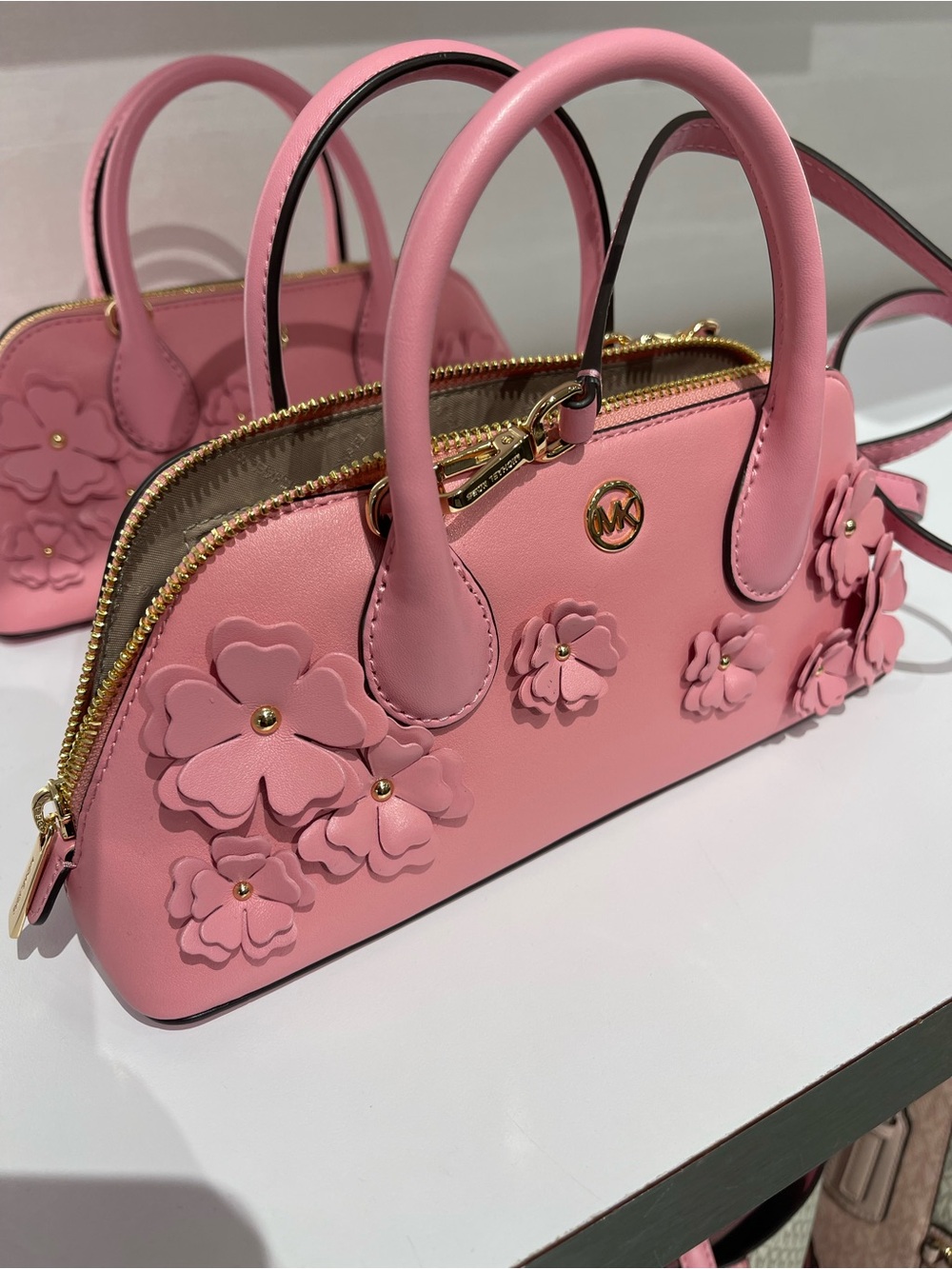 MICHAEL KORS Petra Small Floral Embellished Crossbody Bag
Carnation
NWT - Picture 1 of 16